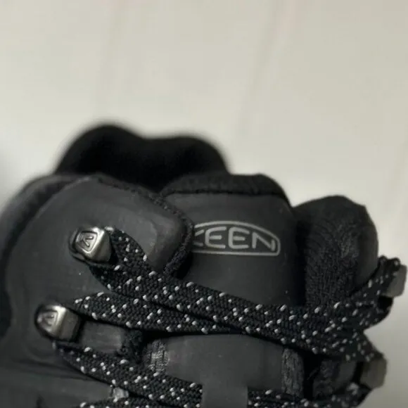 KEEN Womens Terradora Black Hiking Boots Size 10