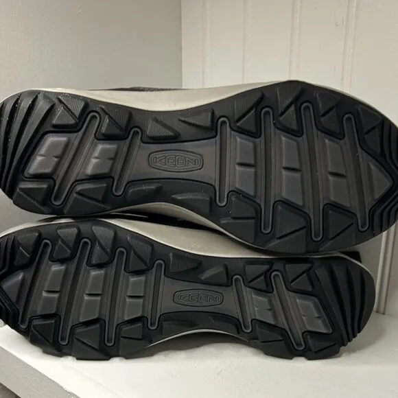 KEEN Womens Terradora Black Hiking Boots Size 10