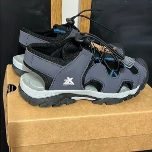 Kids ZeroXposur outdoor footwear shoes  sandals CL1