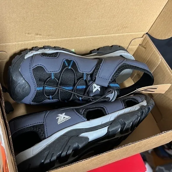 Kids ZeroXposur outdoor footwear shoes  sandals CL1
