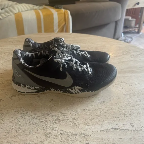 Kobe 8 ‘Philippines Pack - Black And Silver’ Size 9- 2013 Authenticated