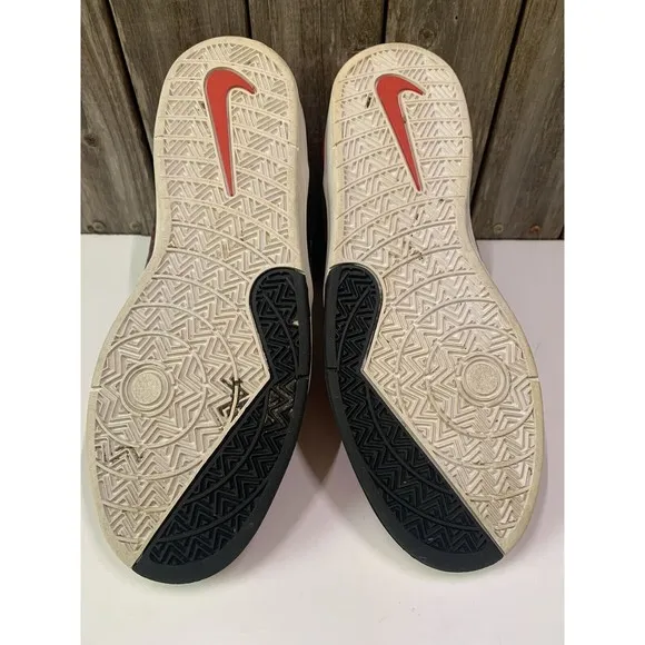 Kobe 9 NSW Lifestyle Mens Shoes, Size 9.5 University Red, Nike, 630774-600, Used