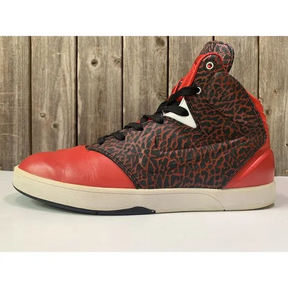 Kobe 9 NSW Lifestyle Mens Shoes, Size 9.5 University Red, Nike, 630774-600, Used