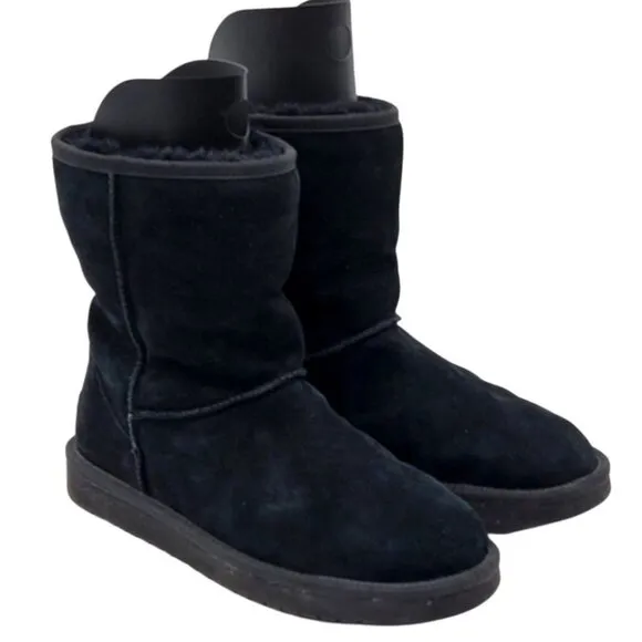 Koolaburra By UGG Classic Short Black Winter Boots Size 10 Womens