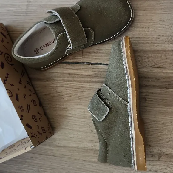 L'amour suede shoes