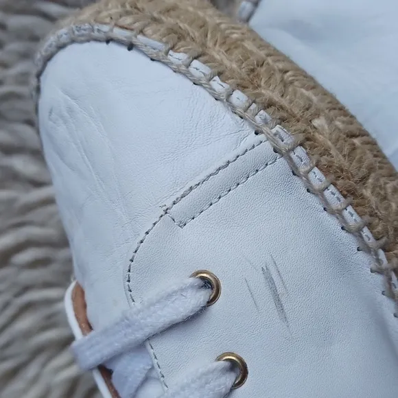 Leather  sneakers
