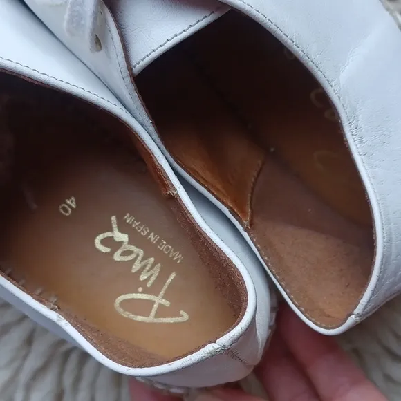 Leather  sneakers