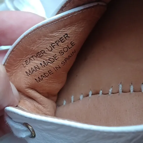 Leather  sneakers