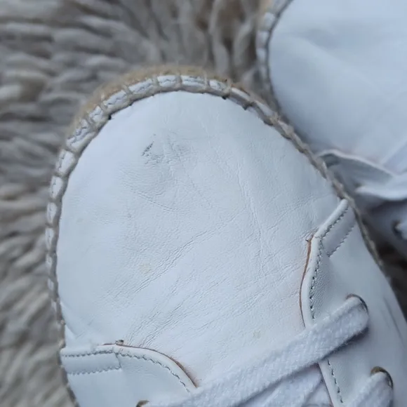 Leather  sneakers