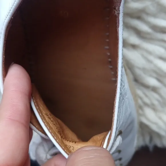 Leather  sneakers