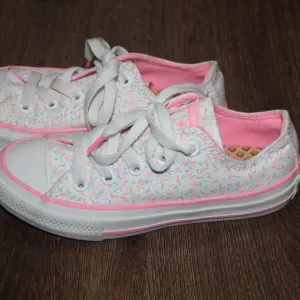 Little Girls Converse Chuck Taylor Candy Sprinkle Ice Cream Pink White Shoes 12