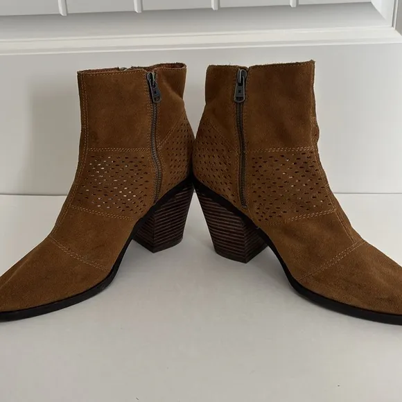 Lucky Brand Brown Suede Leather Zip Ankle Boots Shoes Women’s Size 12‎