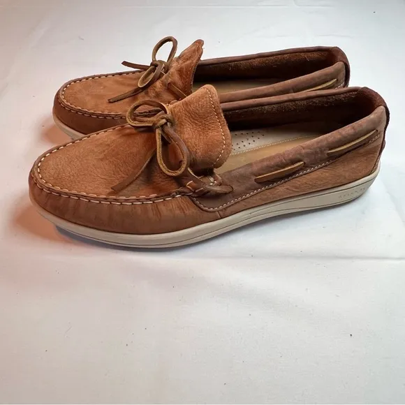 Man's Boat Shoes Cole Haan Pinch Rugged Camp Moccasin Suede Leather Loafer 9M