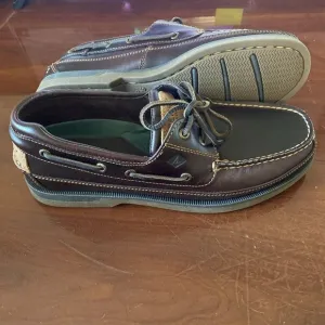 Man's Boat Shoes Sperry Mako 2-Eye Canoe Moc Amaretto Size 11