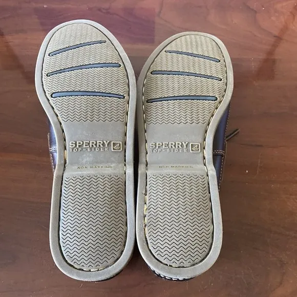 Man's Boat Shoes Sperry Mako 2-Eye Canoe Moc Amaretto Size 11