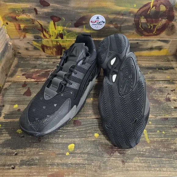 Men‎ adidas athletic shoes size 11 new