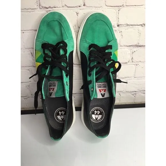 MENS 10 Brand Your Shoes Barcelona Sneakers Green Black Low Top Skate Size 44