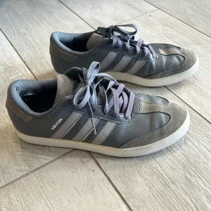 Men’s Adidas Gray Samba Golf Shoes