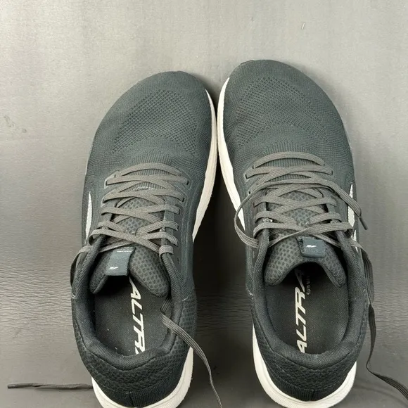 Men's Altra Escalante 3 athletic sneaker shoes size 12.5