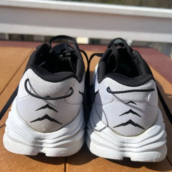 Men's Black Running Shoes