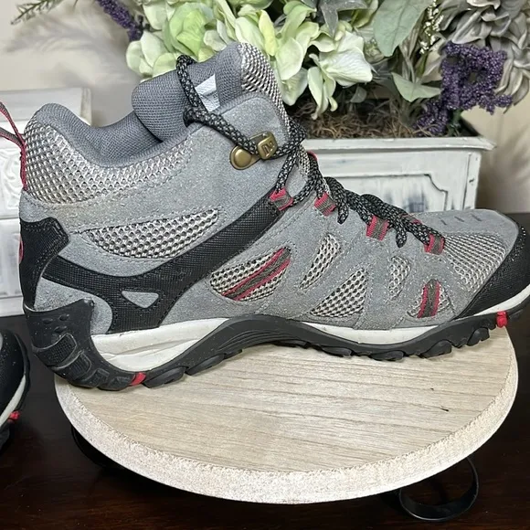 MERRELL Deverta Vent Waterproof Mid Boot Lace Up Gray Red Womens Hiking Outdoor