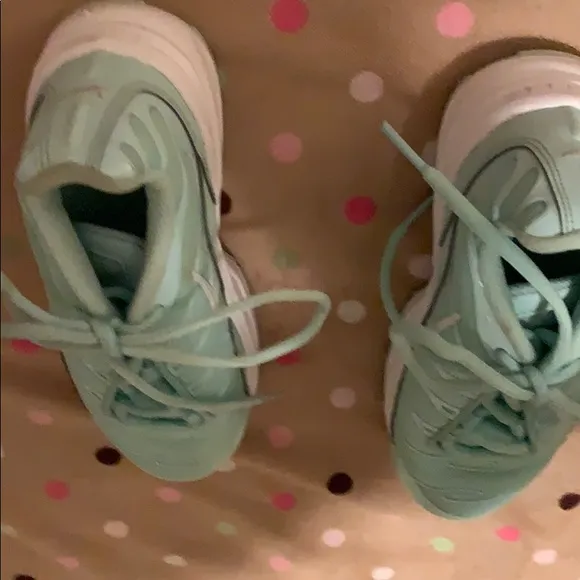 Mint green Nike. Size 1 youth.