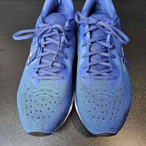 Mizuno Men's Wave Sky 6 Running Shoes Blue Sneakers Size 11.5