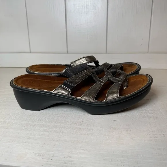 NAOT Cross Metallic Silver Sandals Style 217219 Size 41 or US 10 - 10.5