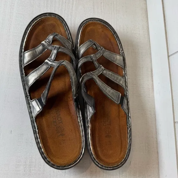 NAOT Cross Metallic Silver Sandals Style 217219 Size 41 or US 10 - 10.5