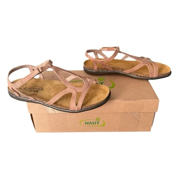 Naot Dorith Latte Brown Leather Sandal Size 38 U.S. Size 7