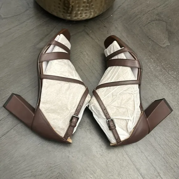 NATURALIZER  Tiff Ankle Strap Sandals Women's Shoes In Mocha Leather