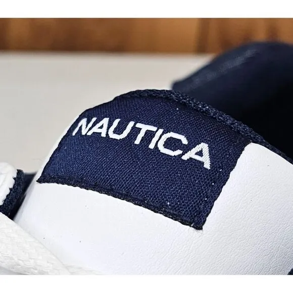Nautica Adish White Navy Youth Athletic Shoes Size 5