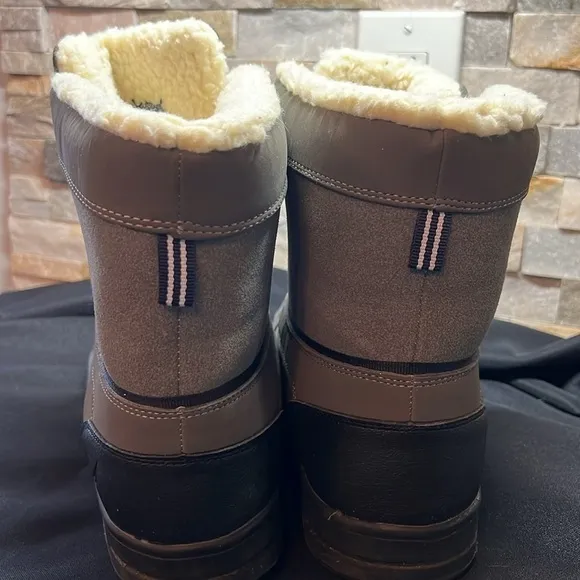 Nautica winter weatherproof boots men’s size 13 EUC