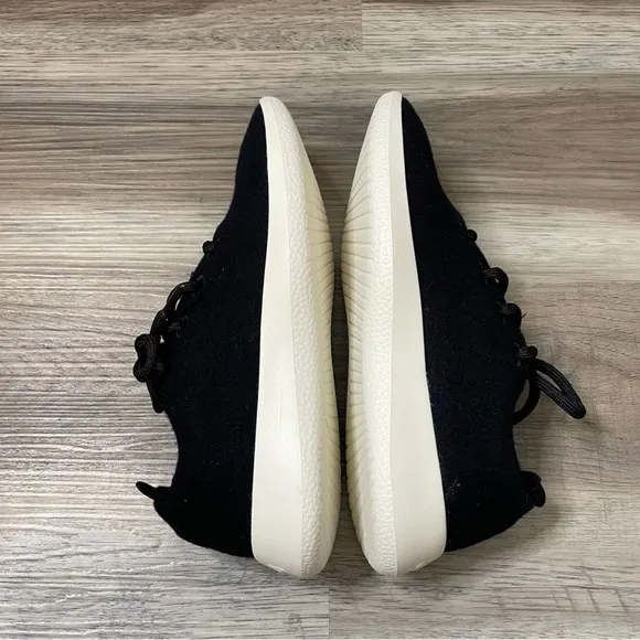 NEW Allbirds Wool Runners Black Shoes Sneakers Size 8