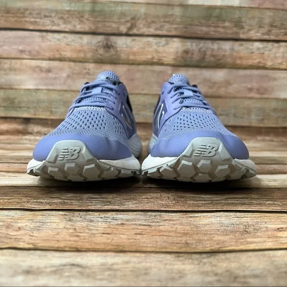 New Balance 520V5 Athletic Shoes