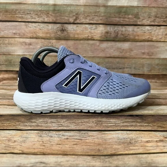 New Balance 520V5 Athletic Shoes