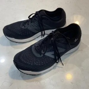 New Balance 860v10 Black Running Shoes Men's Size 13 Lace Up Sneakers
