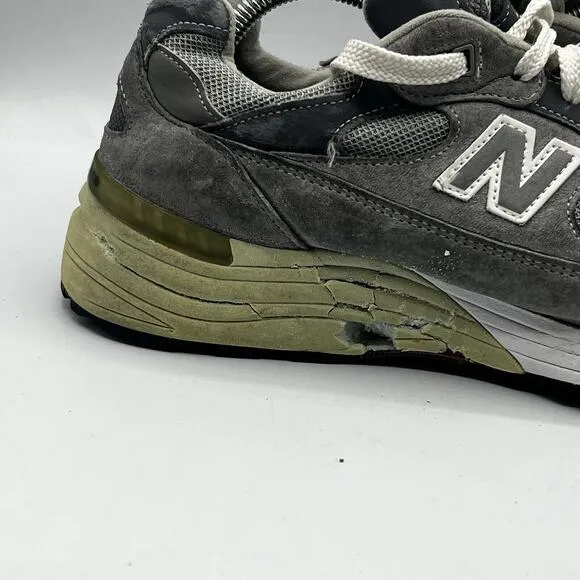 New Balance 992 Mens 9 2E Suede Grey Sneaker Shoes M992GL Made In USA