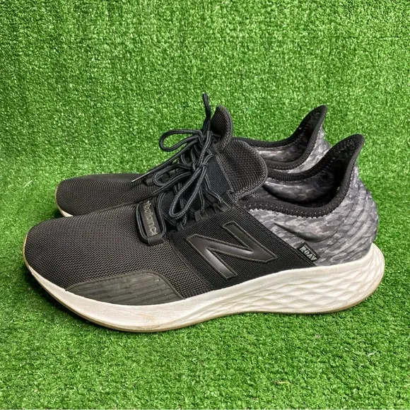 New Balance Mens Fresh Foam Roav V1 MROAVPB1 Black Running Shoes Sneakers 12 D