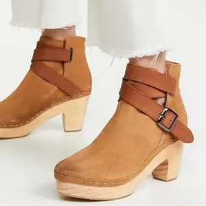 New Free People Bungalow Sand Brown Suede Strappy Wooden Clog Boots Shoes Boho