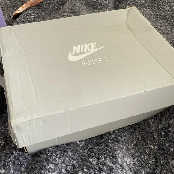 New in box Nike Kids Colorful Sneakers 2Y