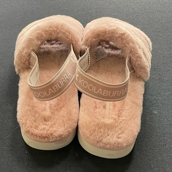 New Koolaburra by UGG Fuzz’n ll slipper sandal