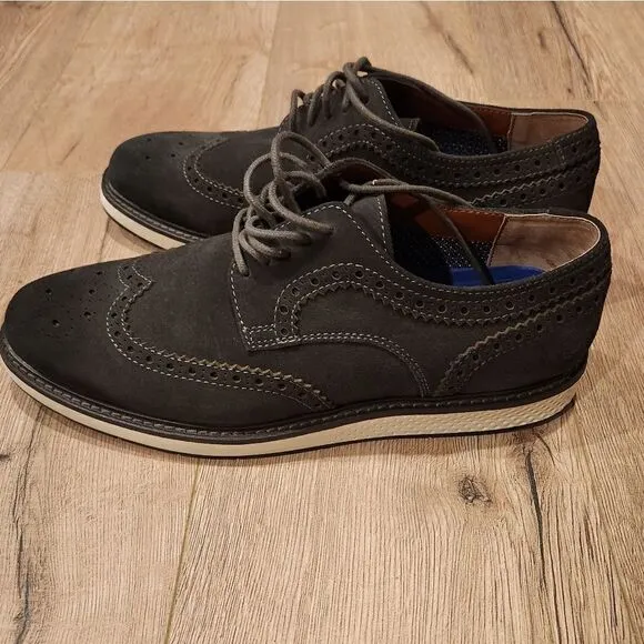 NEW MEN'S SHOES VINCE CAMUTO BROWN COLOR SIZE 10 SUEDEON LACES