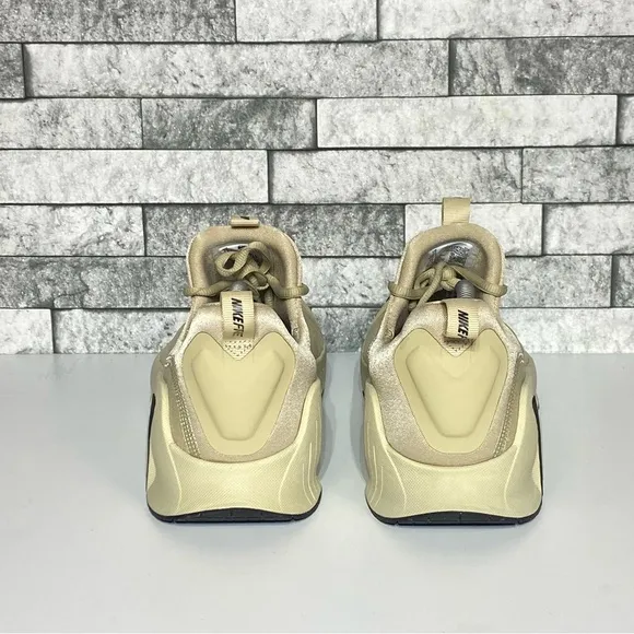 New Nike Free Metcon 6 Mens 12 Desert Khaki Athletic Shoes