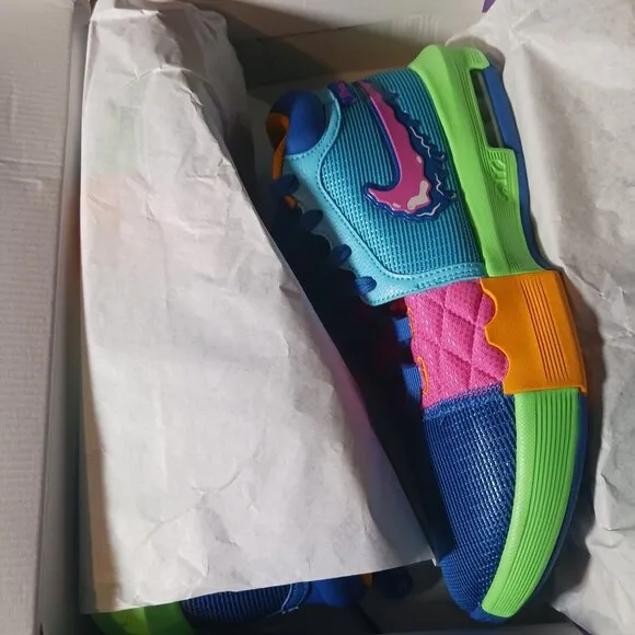 NEW Nike LeBron Witness 8/VIII IPS‎ Sneakers Multicolored Size 11