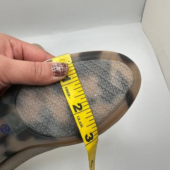 NEW Rothy’s The Loafer Round Toe Knit Shoes in Ecru Women’s Sz 5.5