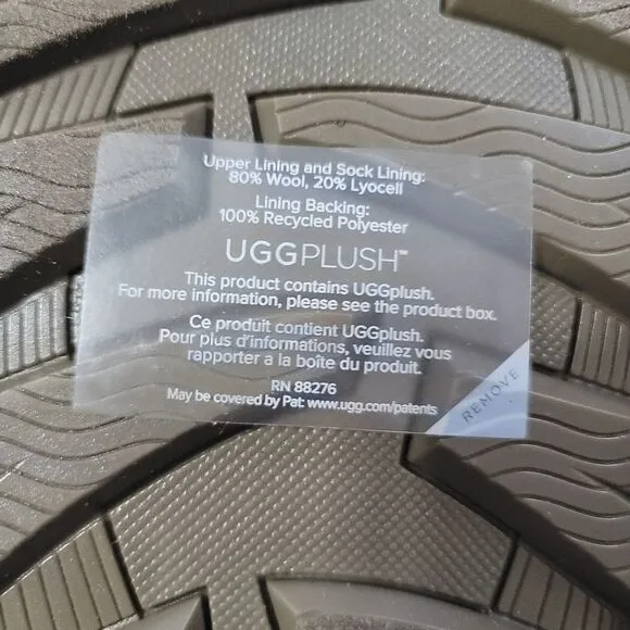 New UGG Raincloud olive green boots size 9