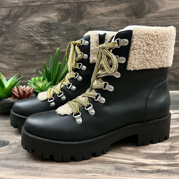 NIB Steve Madden Aniko Faux Fur Lace Up Faux Leather Winter Combat Boots