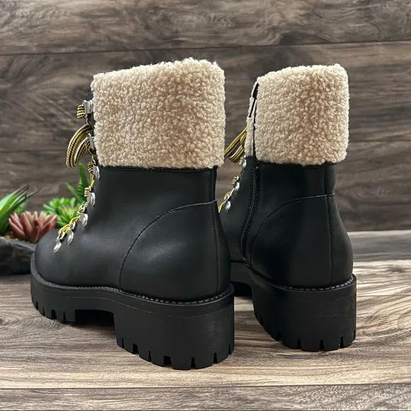 NIB Steve Madden Aniko Faux Fur Lace Up Faux Leather Winter Combat Boots