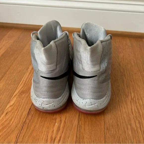 Nike 2016 Air Max Anthony Davis Audacity Gray Basketball Athletic Shoes Size 11